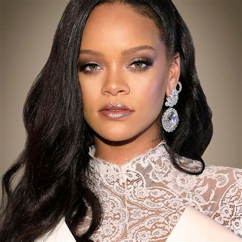 picture of rihanna now