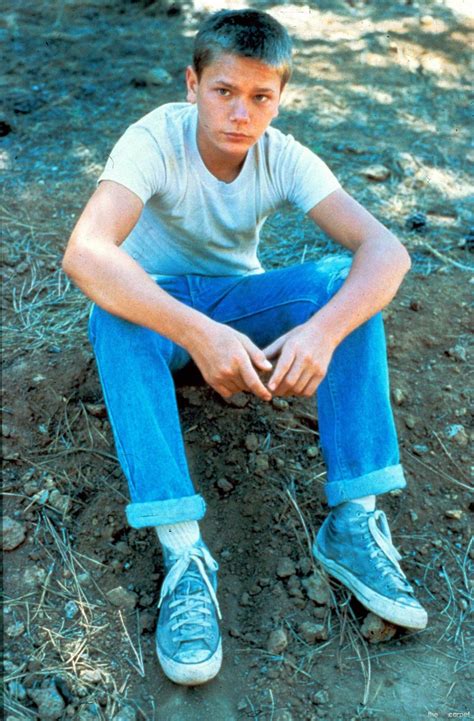 picture of river phoenix in stand by me