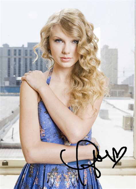 picture of taylor swift poster