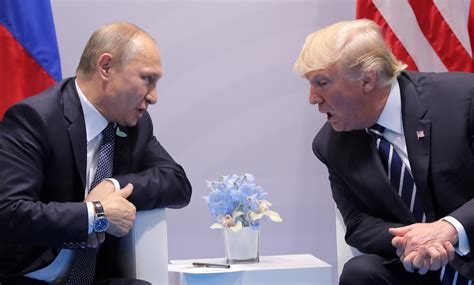 picture of trump and putin talking