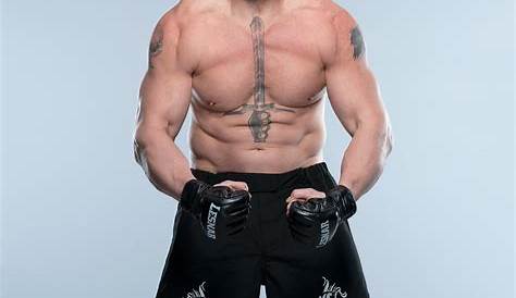 Brock Lesnar Biography • American Professional Wrestler