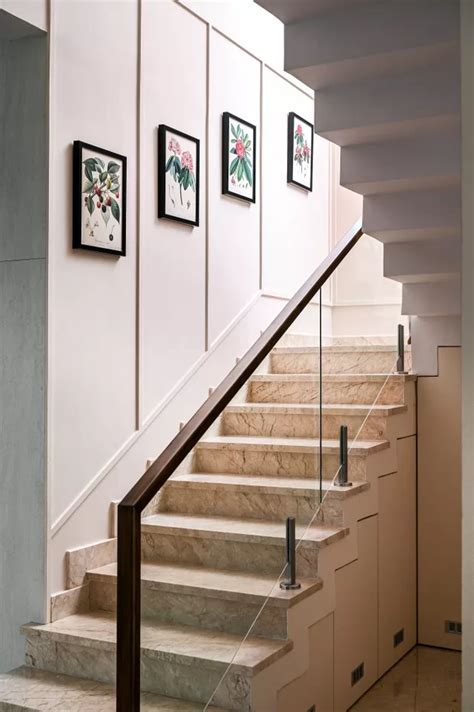 Pictures For Staircase Wall