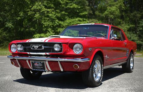 pictures of 1966 ford mustang