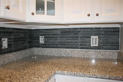 pictures of 4 granite backsplash with tile above