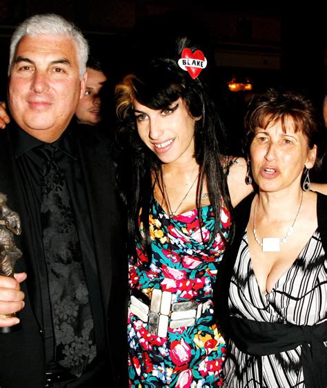 pictures of amy winehouse family