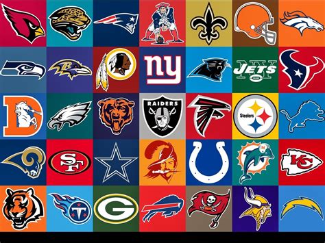 pictures of football team logos
