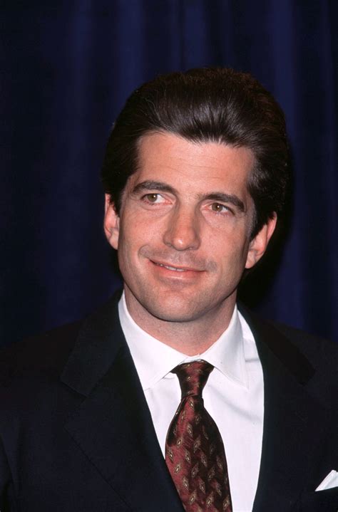 pictures of john f kennedy jr