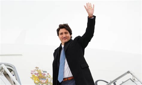 pictures of justin trudeau in bahamas