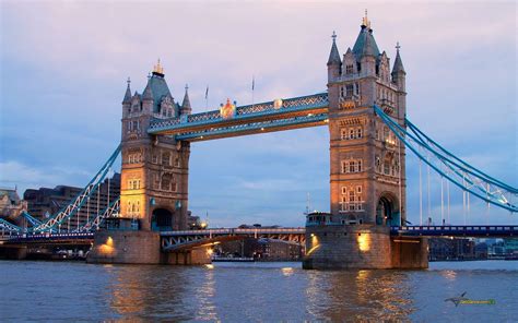 pictures of london bridges
