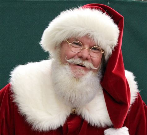 pictures of santa claus with real beards