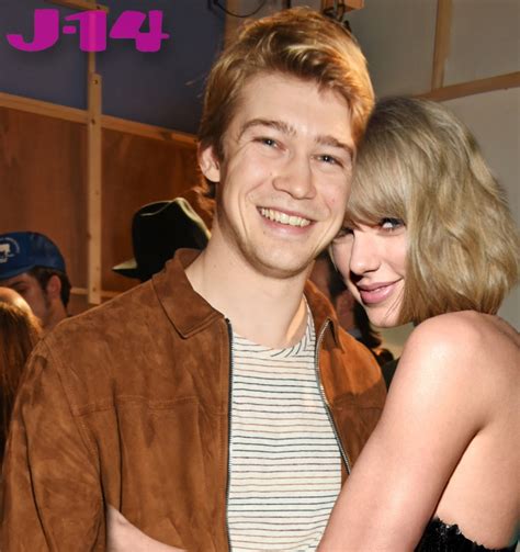 pictures of taylor swift and joe alwyn