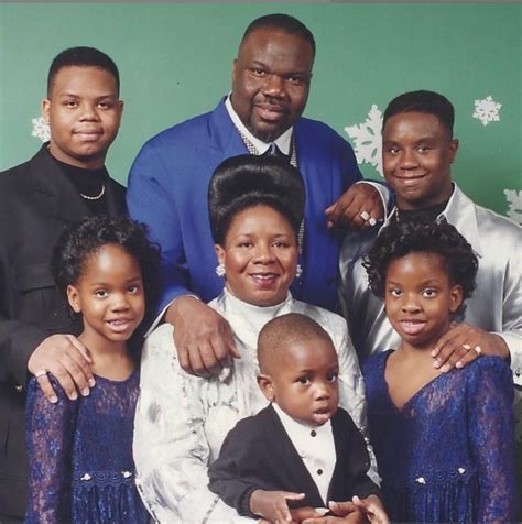 pictures of td jakes kids