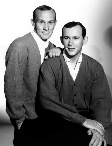 pictures of the smothers brothers