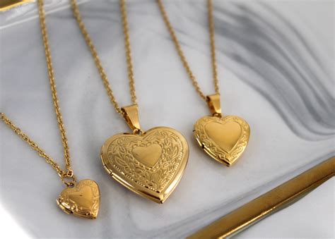 pictures on gold heart locket