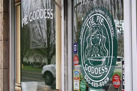 Pie Goddess Enumclaw Hours