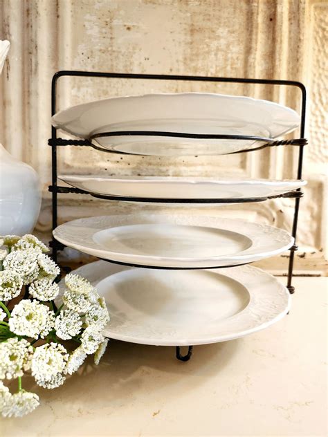 Pie Plate Display Rack