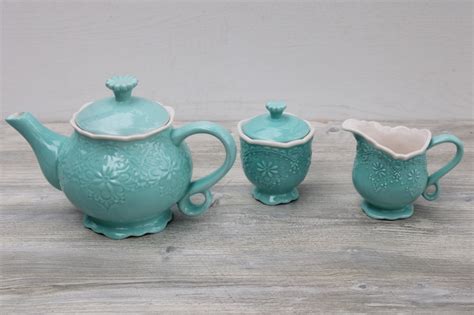 Pier One Tea Set