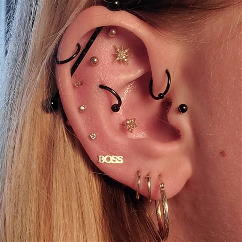 Piercing Pagoda Ear Piercing