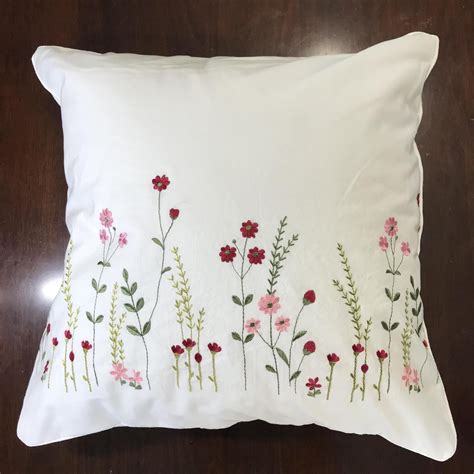 Pillow Cover Embroidery Image