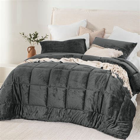 Pillow Talk Cube Blanket