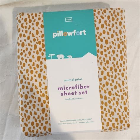 Pillowfort Microfiber Sheet Set