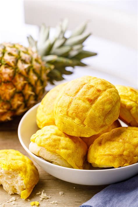 Pineapple Bun Sortedfood