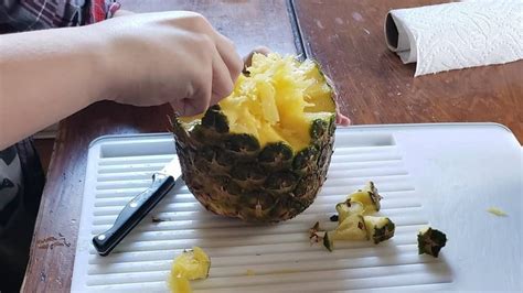 Pineapple Life Hack Pull Apart