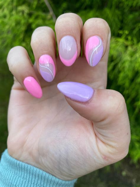 Pink and purple gel nails Gel nail colors, Purple gel nails, Colorful