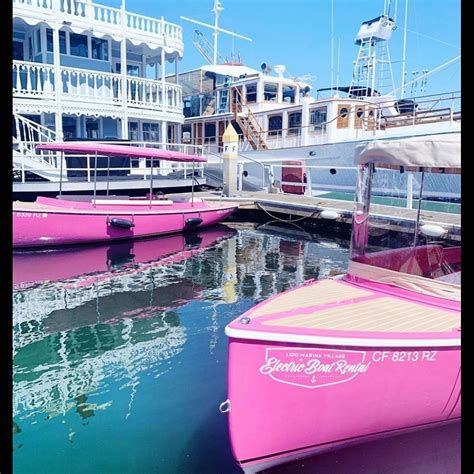 pink boat Pink life, Everything pink, Boat