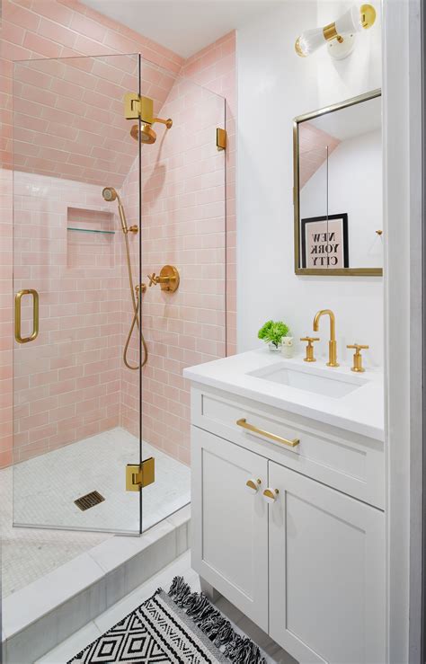 25 Glam Pink And Gold Bathroom Decor Ideas DigsDigs