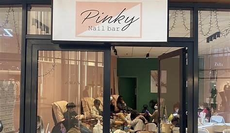 Pink Nail Bar Zuidplein TasteToronto