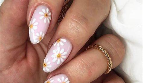 Pink Nails With Daisy Design Nail Art