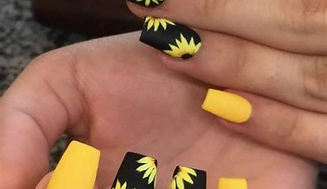 Pink Nails With Sunflower Nail Designs In 2020 Nail Art