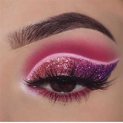 pink eye glitter