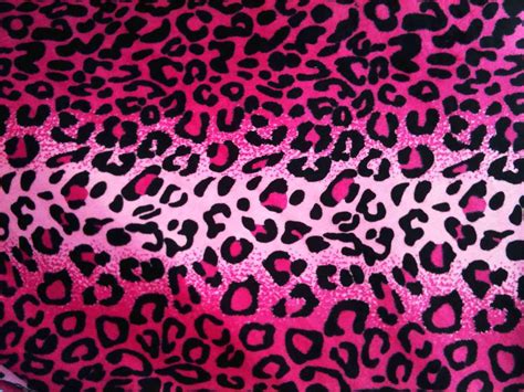 Pink Leopard Print Fashion Trend 2023