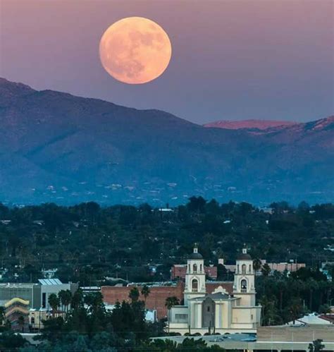 pink moon tucson