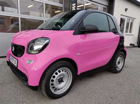 Pink Smart Car Revolution: Discover the Future