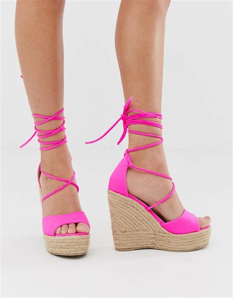 Elevate Style with Chic Pink Wedge Heels: Unmissable Fashion Finds