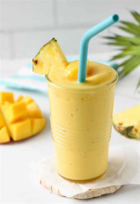 Fruity Pineapple Mango Smoothie