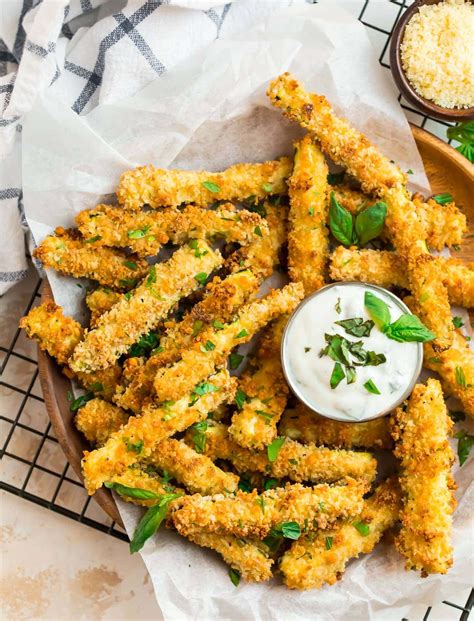 Baked Zucchini Fries with Dipping Sauce