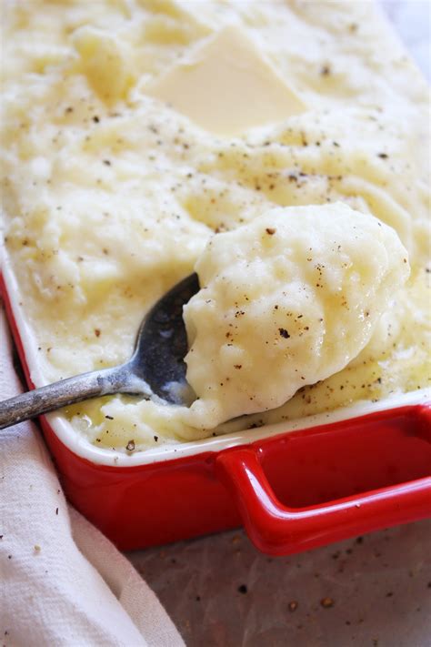 Creamy Garlic Mashed Potatoes | Holiday Side