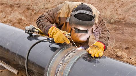 How to a Welder (From No Experience to Professional)