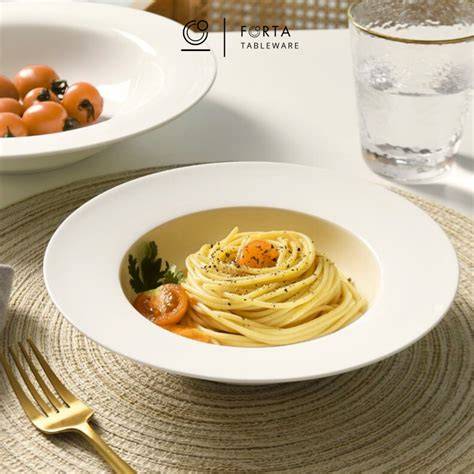 piring pasta spaghetti