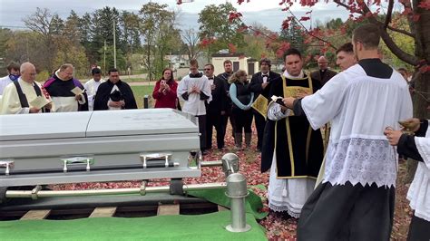 pisarski funeral home obituaries search