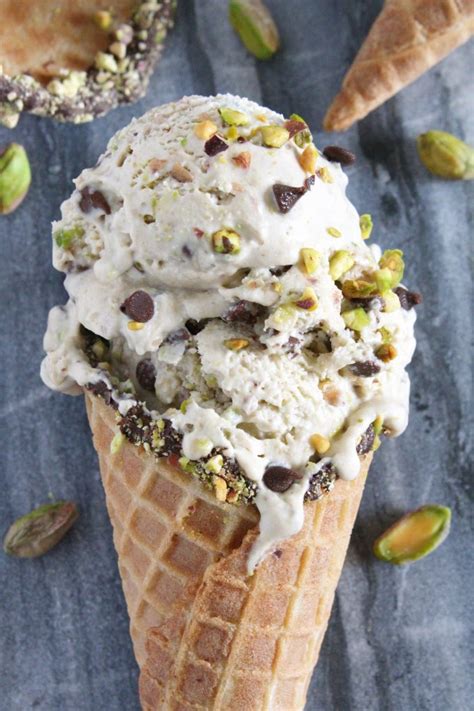 pistachio gelato ice cream