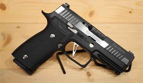 Pistolet Automatique Sig Sauer 9mm à Blanc SIG SAUER P320 Noir P.A.K.