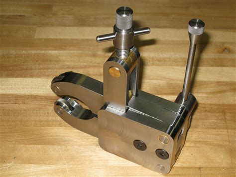Piston Knurling Tool