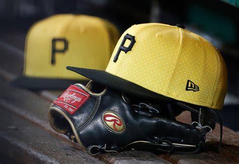 pittsburgh pirates trades today
