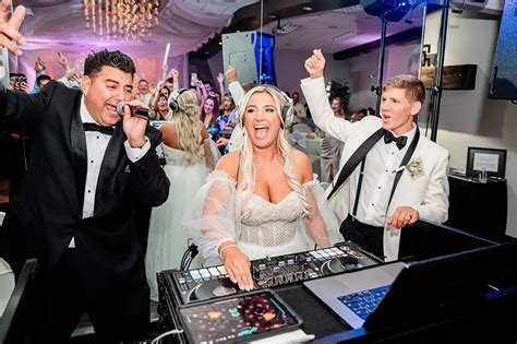 11+ Pittsburgh Wedding Dj