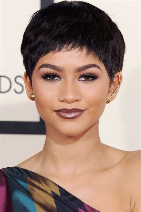 Pixie Cut hair styles for square faces